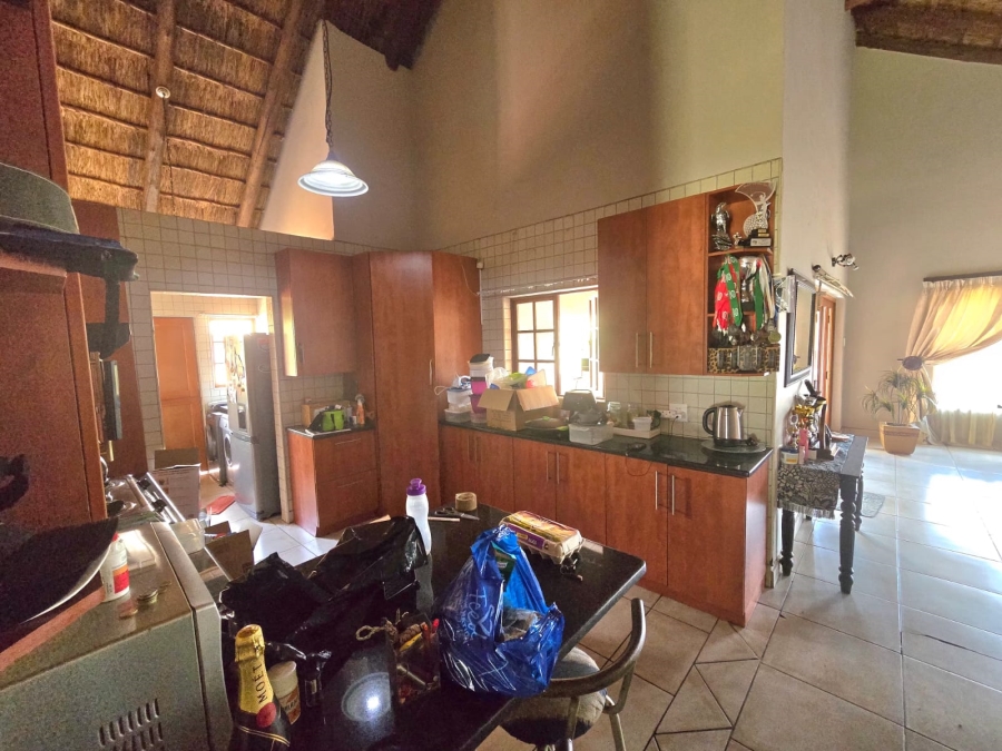 To Let 3 Bedroom Property for Rent in Melodie North West